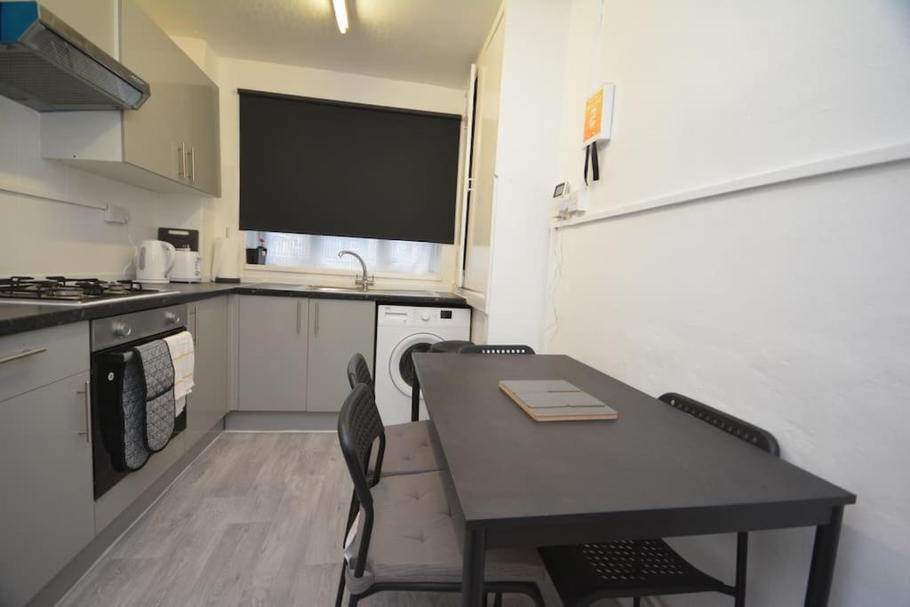 London Zone2 Classic 3 Bedroom Exterior photo