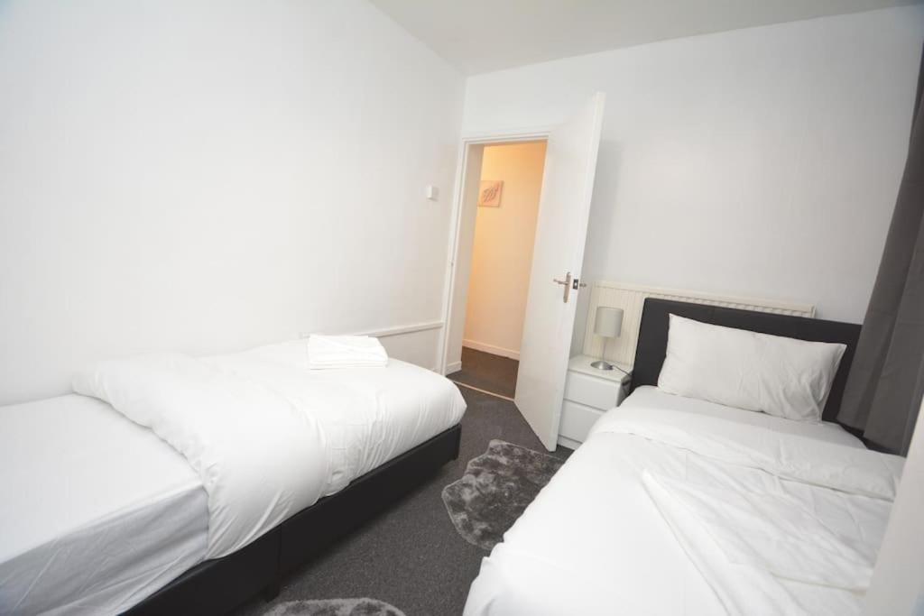 London Zone2 Classic 3 Bedroom Exterior photo