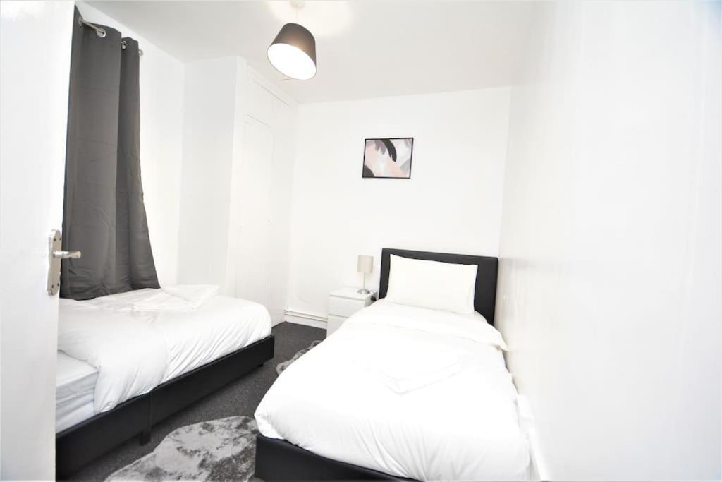 London Zone2 Classic 3 Bedroom Exterior photo