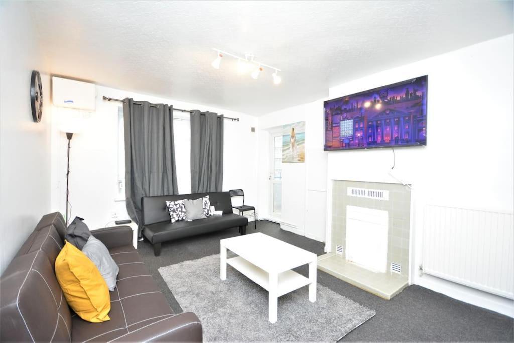 London Zone2 Classic 3 Bedroom Exterior photo